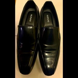 Men’s Alfani black shoes. Shine . Dress